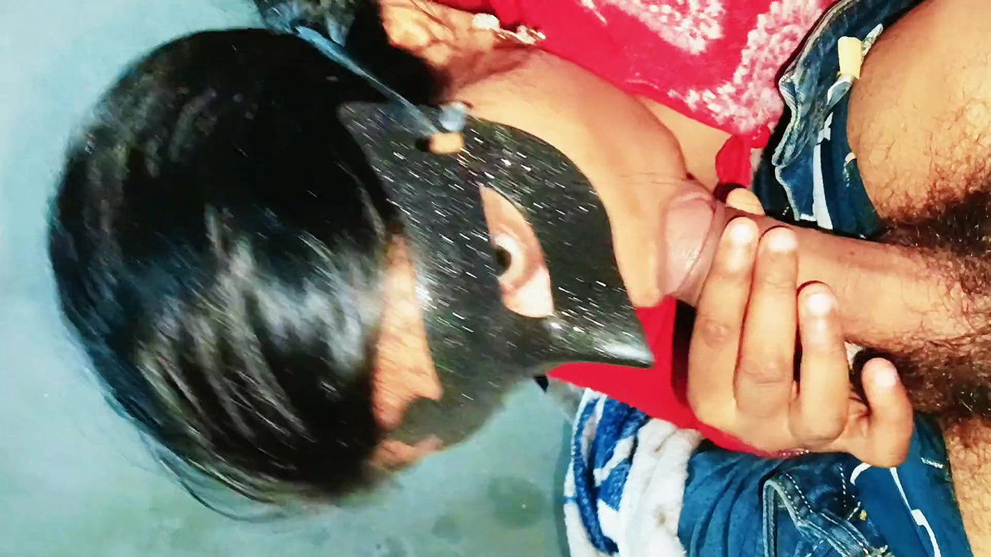 Desi Bhabhi Cumshot in Mouth Excellent Blowjob Non Stop Sucking Big Black Dick