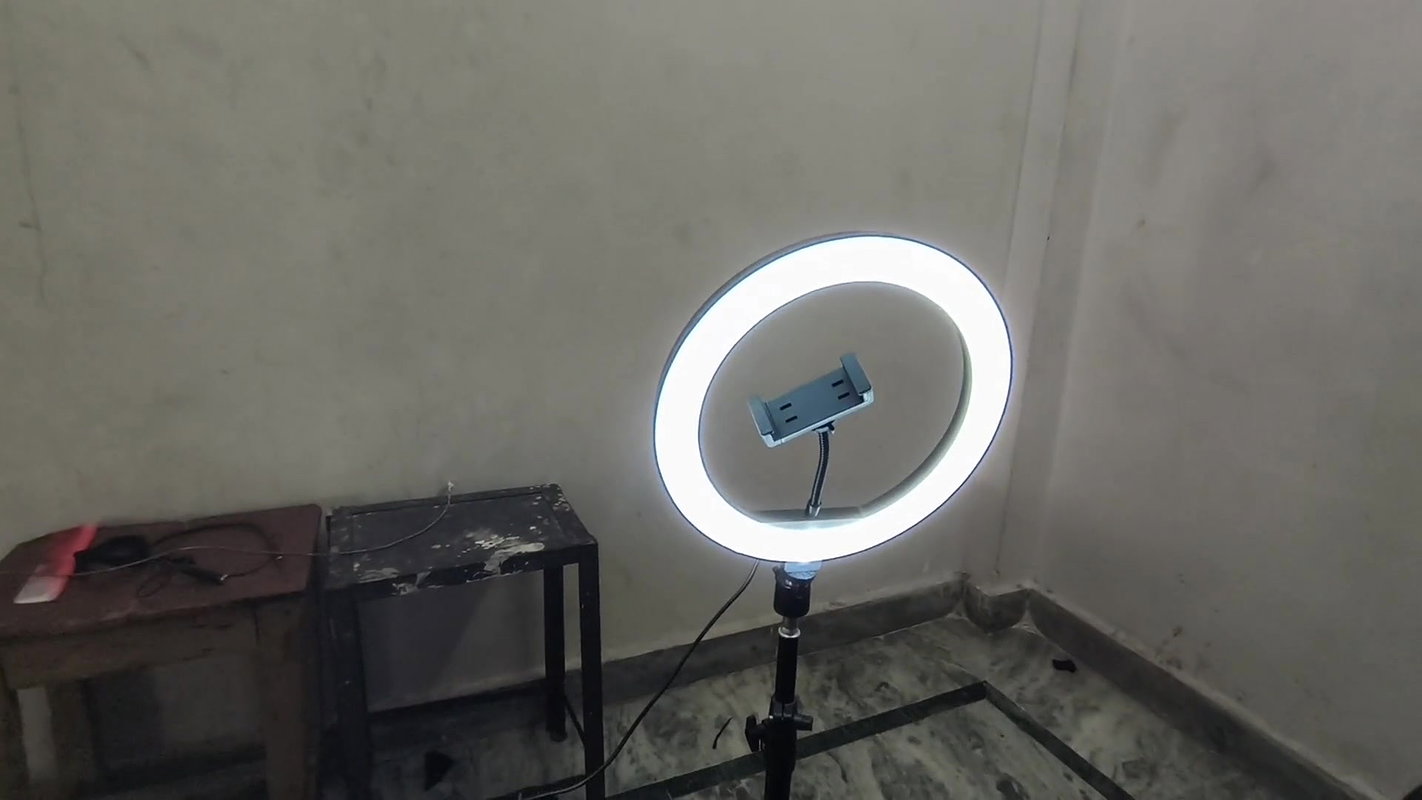 Hindi Audio Fernds with Sucking