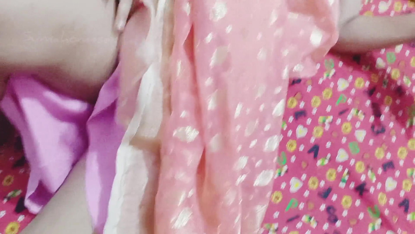 Indian Muslim Wife and Hindu Friend Sex Video