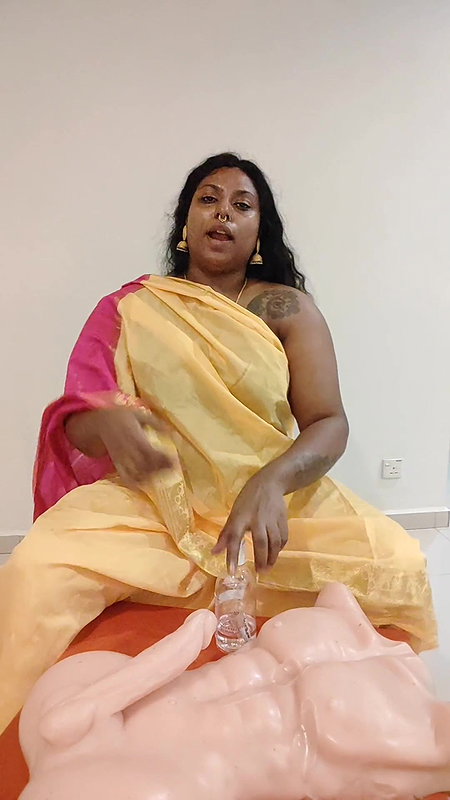 Amma Bust Your Balls Infront of Your Best Friend