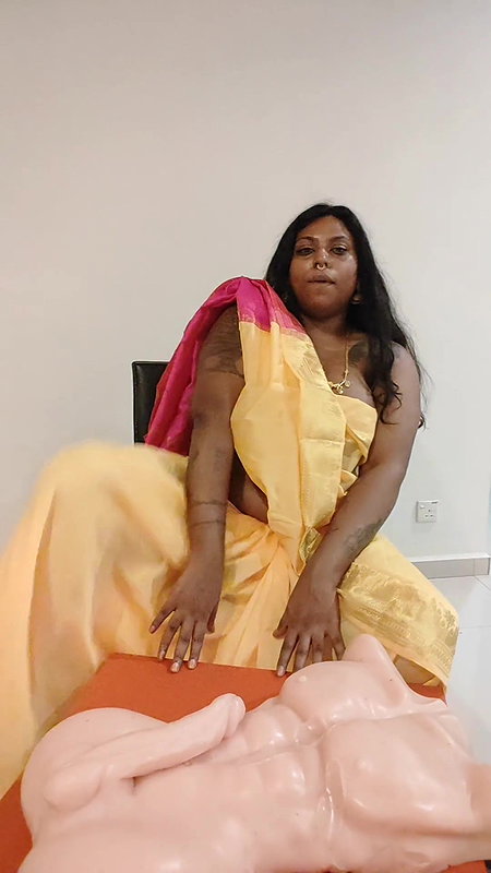 Amma Bust Your Balls Infront of Your Best Friend