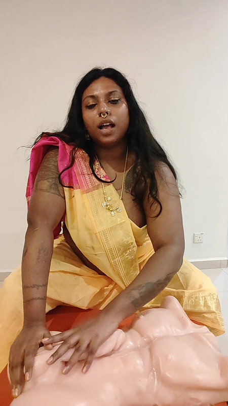 Amma Bust Your Balls Infront of Your Best Friend