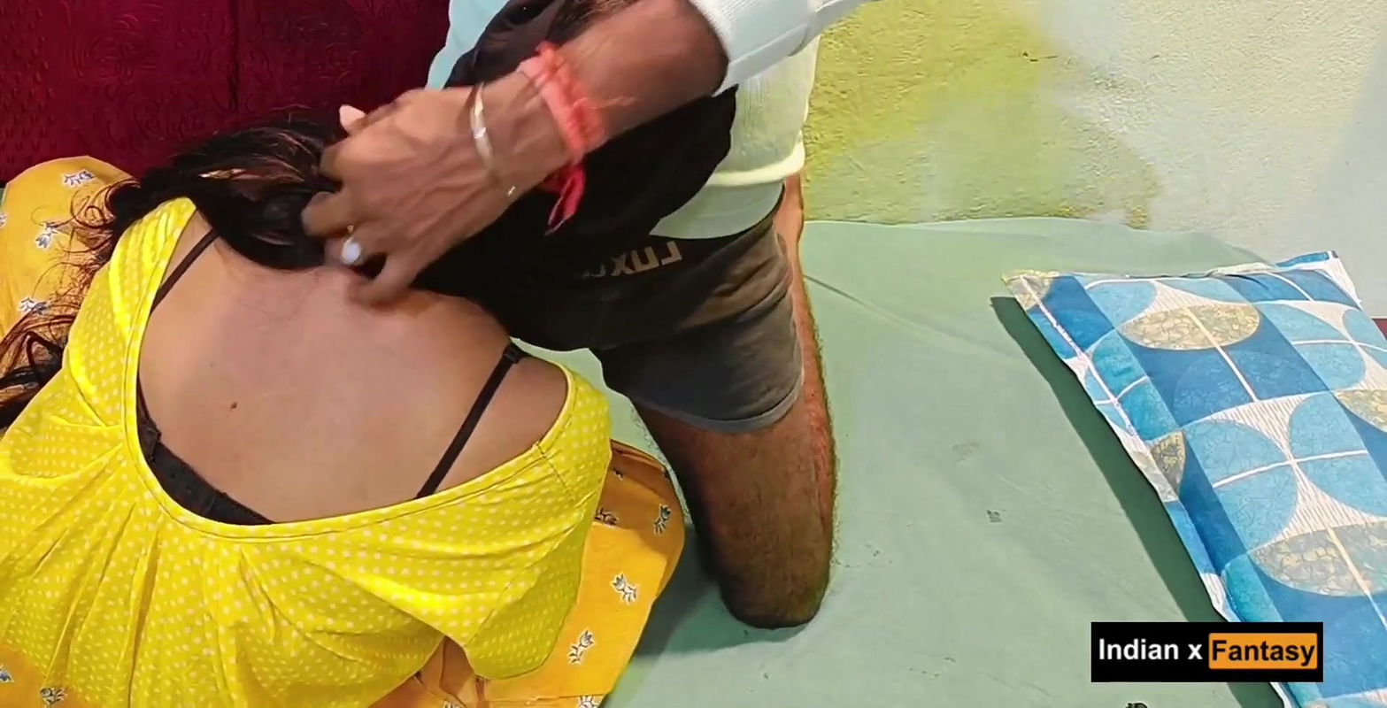 Homemade Indian couple hard pussy licking and fucked in reverse position