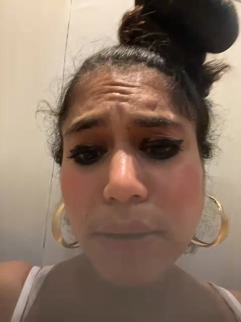 Fuckdolllucy 35 boobs and pussy show in gym