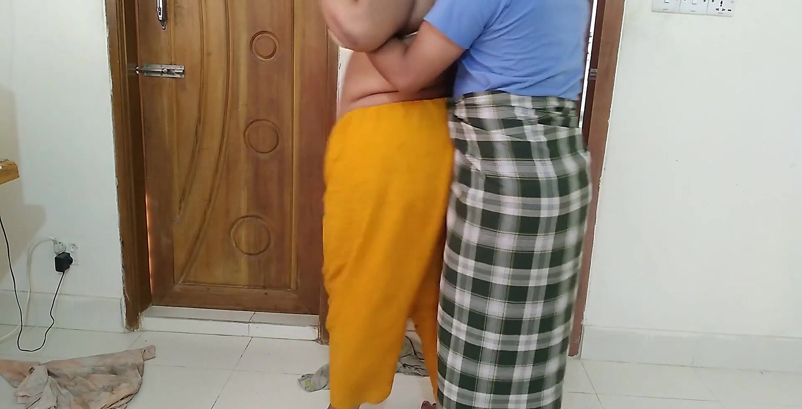 I fucked my Desi Horny friend in her room while cleaning House – Indian Hindi Sex