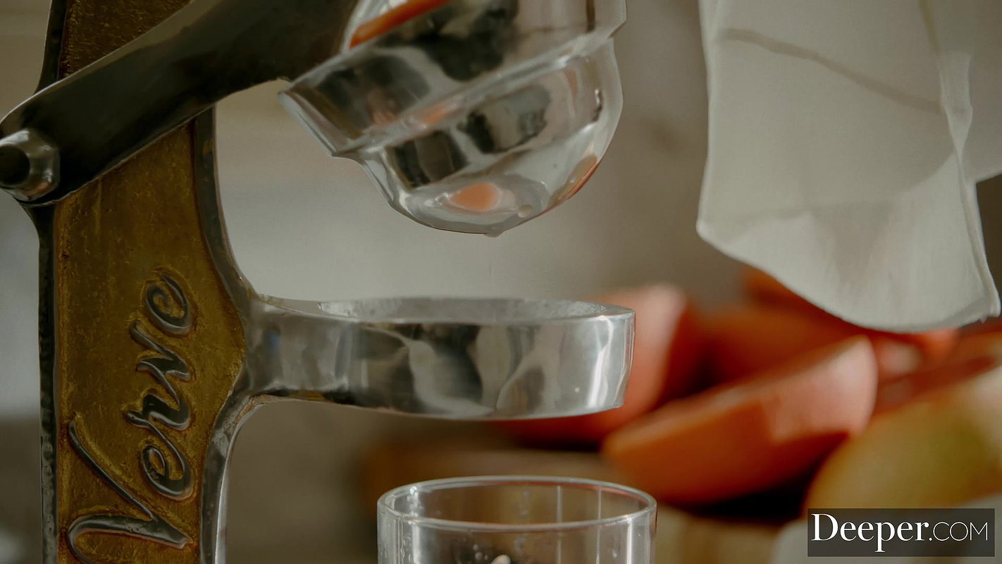 Lola Fae – Attention Imbalance