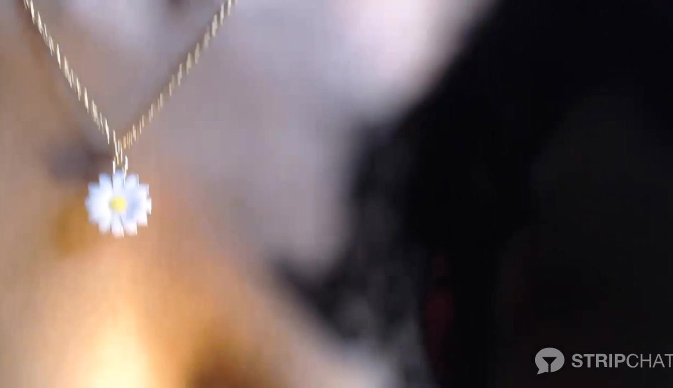 Zuby_duby 1 closeup nipples show