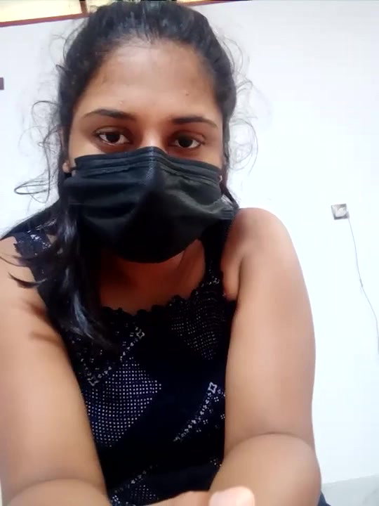 Nithumini 2 spreading pussy hole very wide1