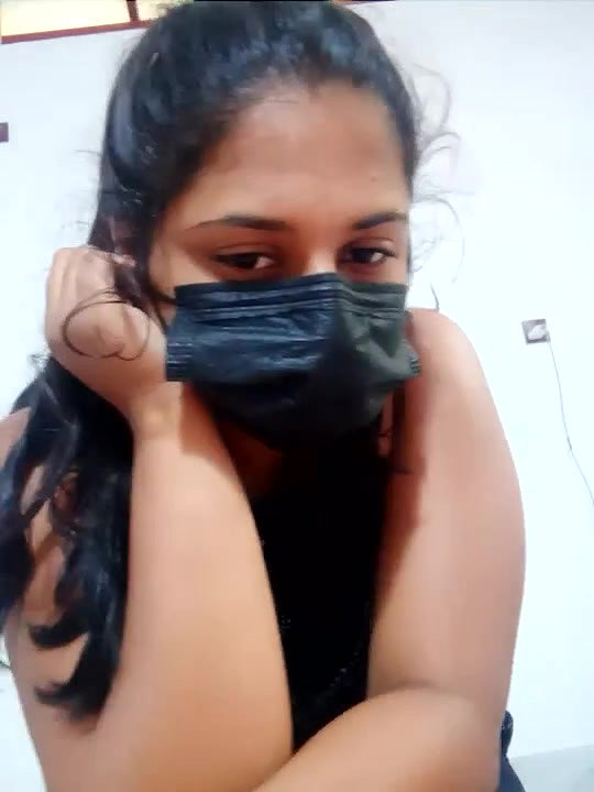 Nithumini 2 spreading pussy hole very wide1