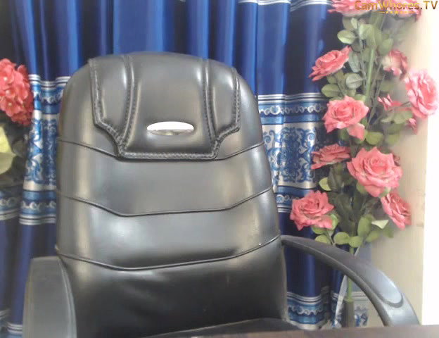 NancyRuvi 15 private show pussy fingering