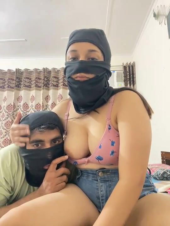 LustyyCouple 2 pussy licking and leg thumb in pussy