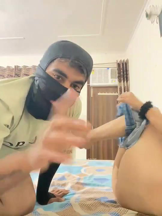 LustyyCouple 2 pussy licking and leg thumb in pussy