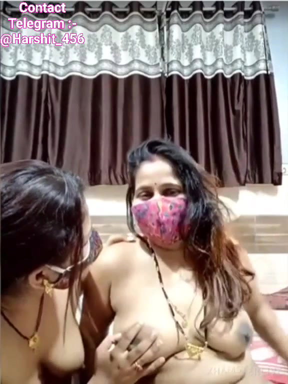 Geetahousewife 13 ticket show dildo pussy fucking