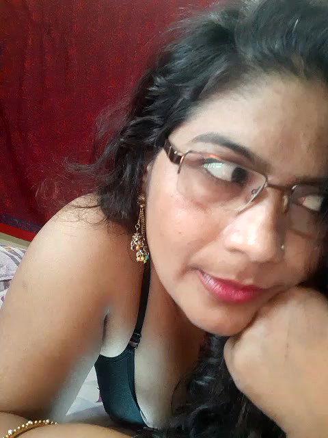 Geetahousewife 11 beautiful face21
