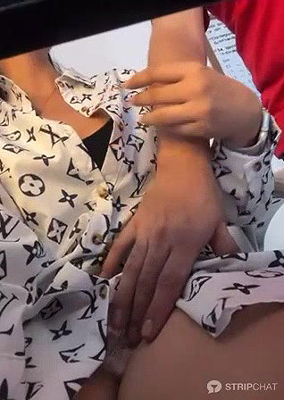 Carolina_novoa 19 boss touches her pussy
