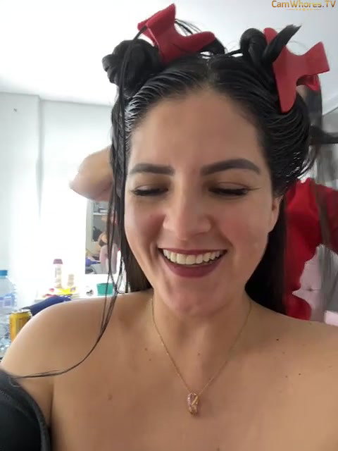 Carolina_novoa 14 enjoying lovense at saloon