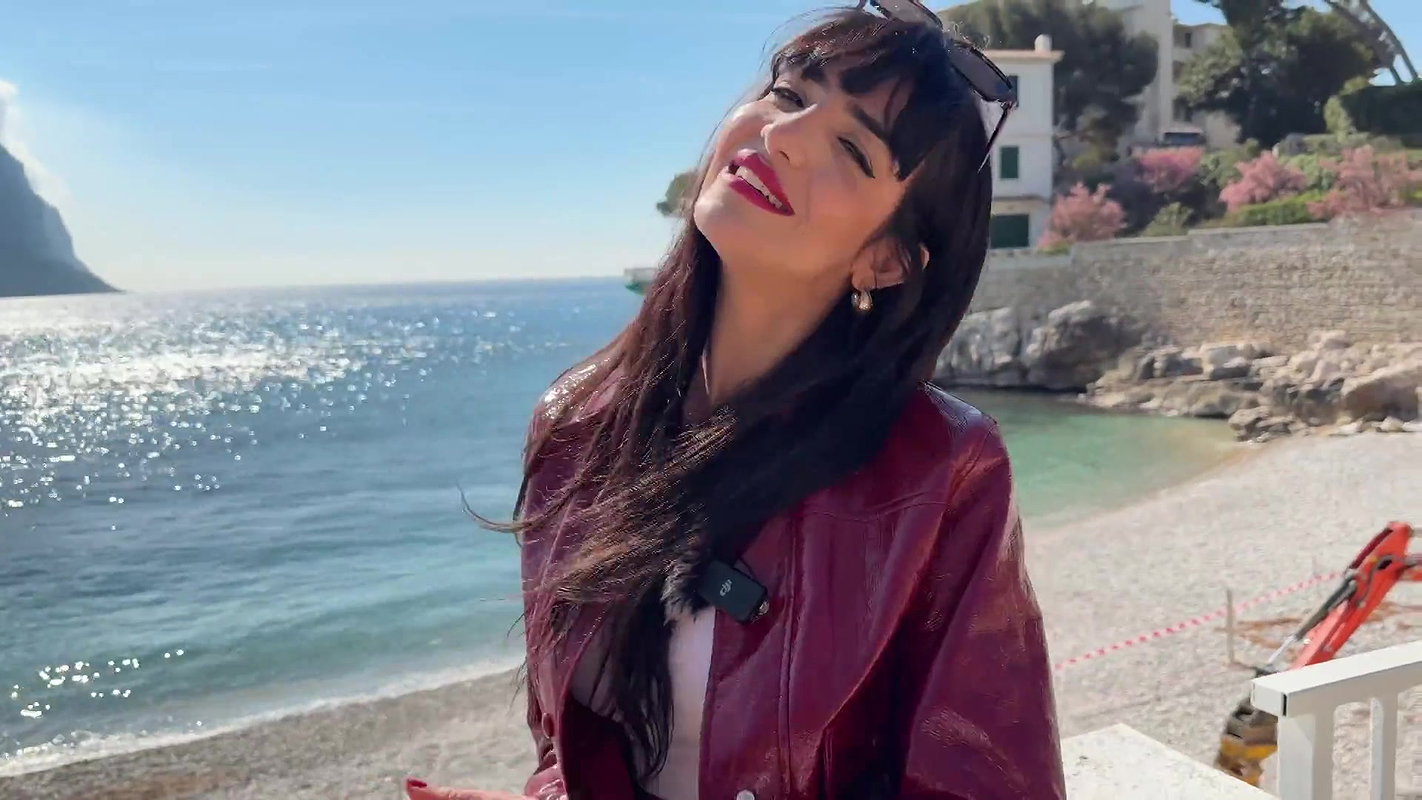 Lola – Lola, 25 years old, from Nice!