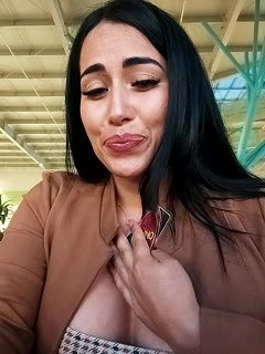 Areviklusine1 8 huge squirting under table in restaurant
