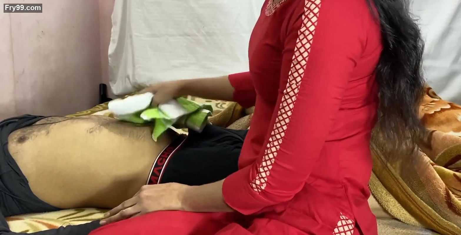 INDIAN NURSE KI PYASI KUVARI CHUT UNCLE KA MOTA LUND DEKH KE CHUDNE KE LIYE PAGAL HO GYI FULL HD HINDI ROLEPLAY