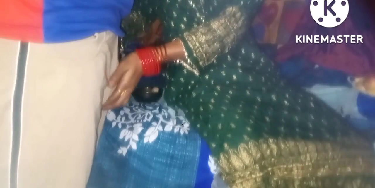 Indian Sexy Bhabhi fucked in by dewar