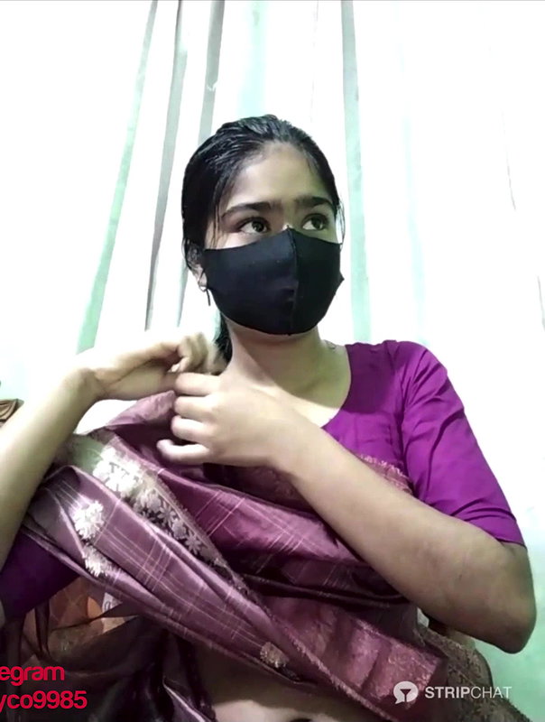 Arisha- Ticket show cute girl pussy fingering