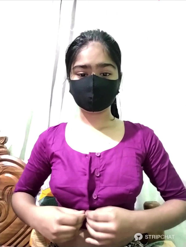 Arisha- Ticket show cute girl pussy fingering