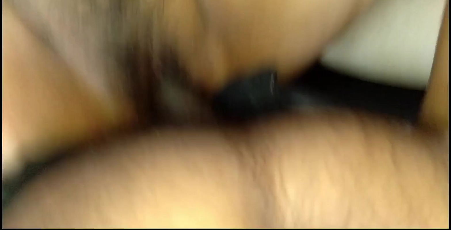 jungle me big ass hot sexy soteli maa ko car me choda