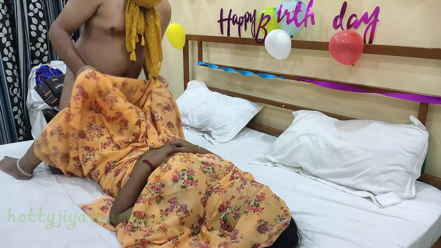 Khud Ko Rok Na Saki Maa