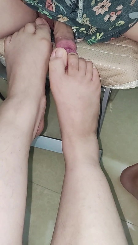 Stepmother Kicks Sons Utrethra as he Squirm and Moan