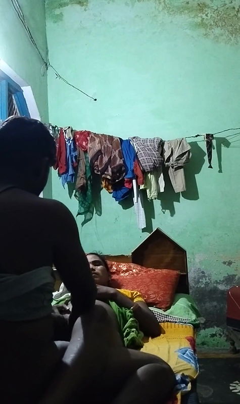 My Wife Beth Bennett Wants Designer Clothes But Doesn’t Want To Pay For It