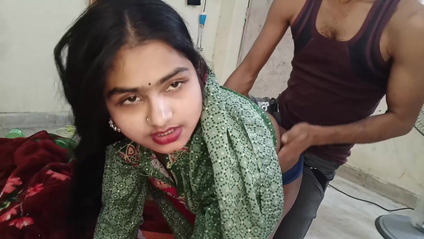 Curvy Indian Bhabhi Hard Doggy in Bedroom with Devar – Amateur Desi Homemade Roleplay