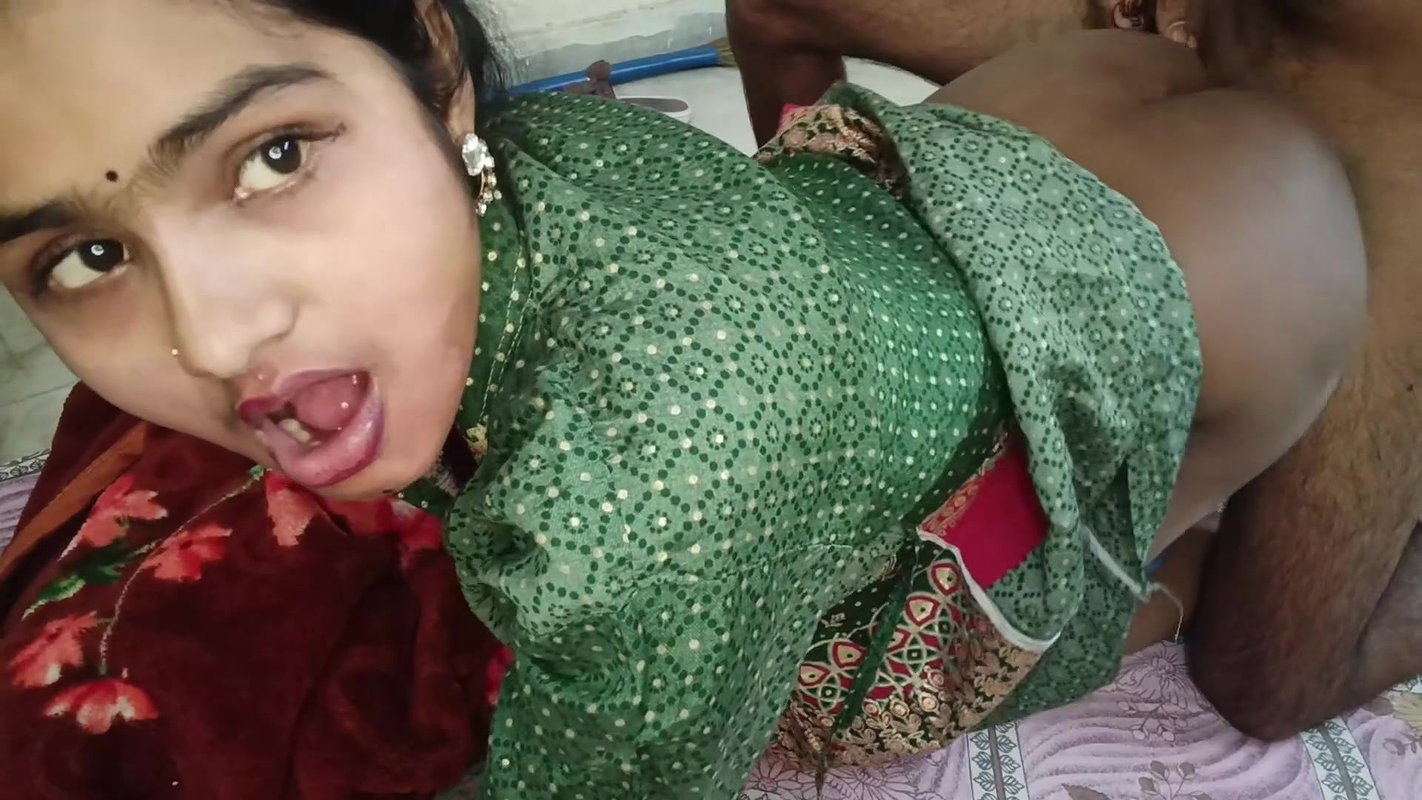 Curvy Indian Bhabhi Hard Doggy in Bedroom with Devar – Amateur Desi Homemade Roleplay