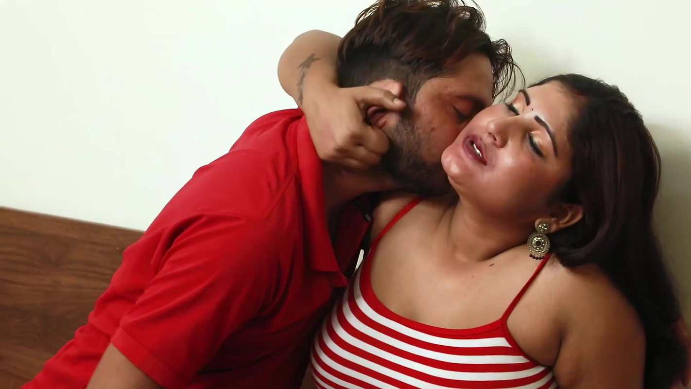 delievery boy fucks indian bhabhi for not giving money hindi audio