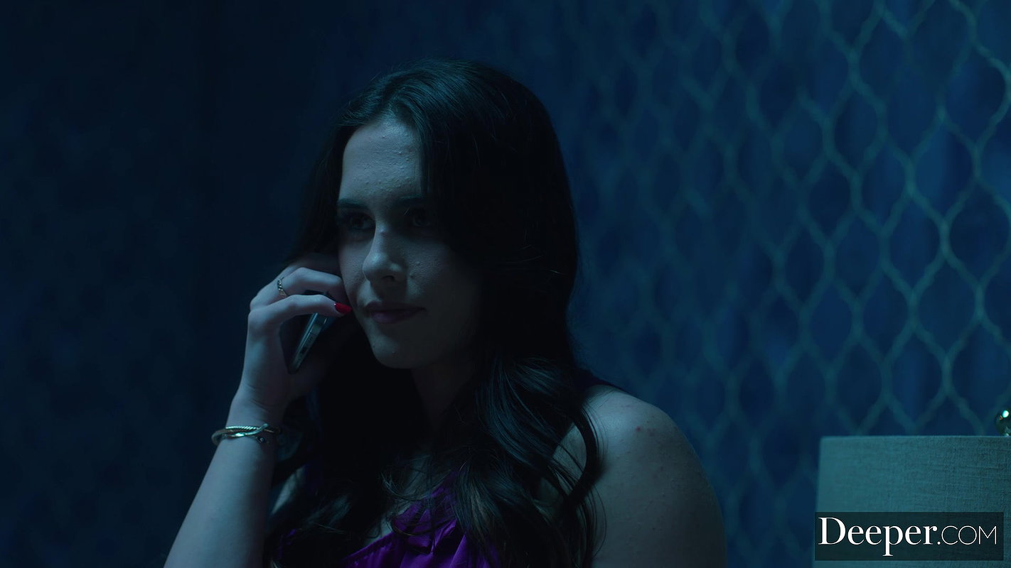 Daisy Pheonix – Blackout