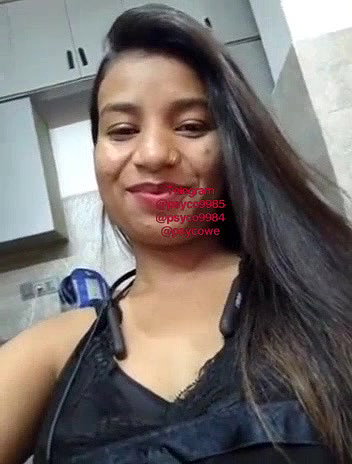 Sarita_7 Private show face show and pussy fingering