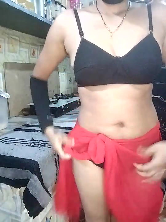 Miss-naina24 Miss-priya24 1 spreading pussy hole