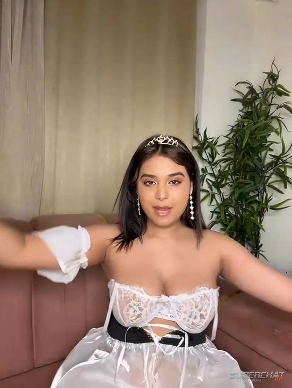 Evequinn 2 amaizing dildo blowjob