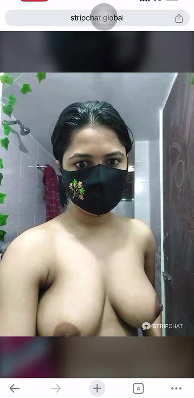 Suvosri 38 Ticket show bath show and pussy fingering