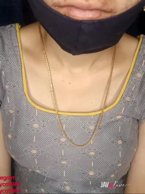 Pallavi-Telugu Private show spreading pussy hole2