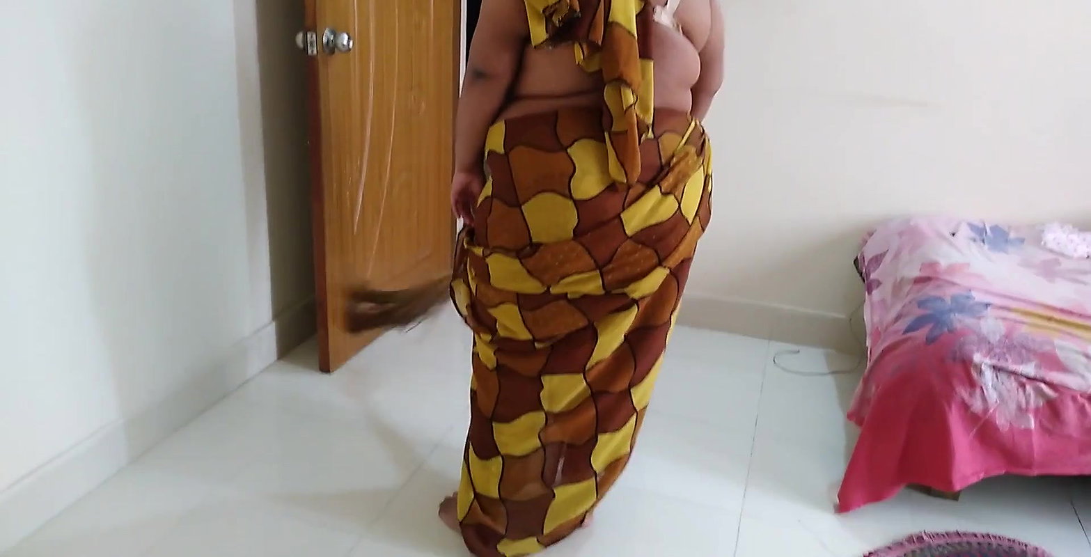 Pados ki Bhabhi ki jabardasti mast chudai Bhabhi ne devar ka Pani nikal diya – Devar fucked Bhabhi while cleaning house