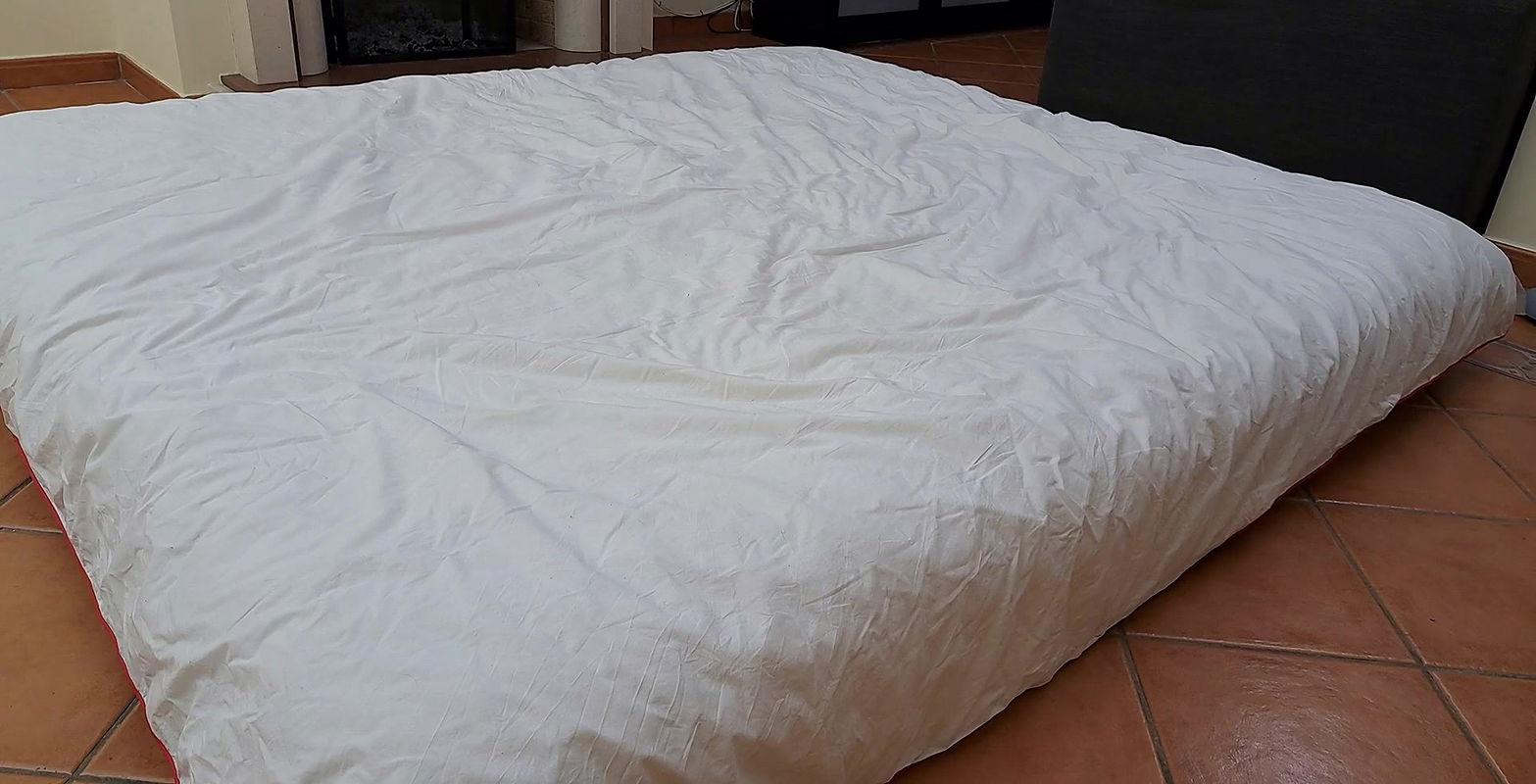 Physiotherapist nurse fucks her patient.