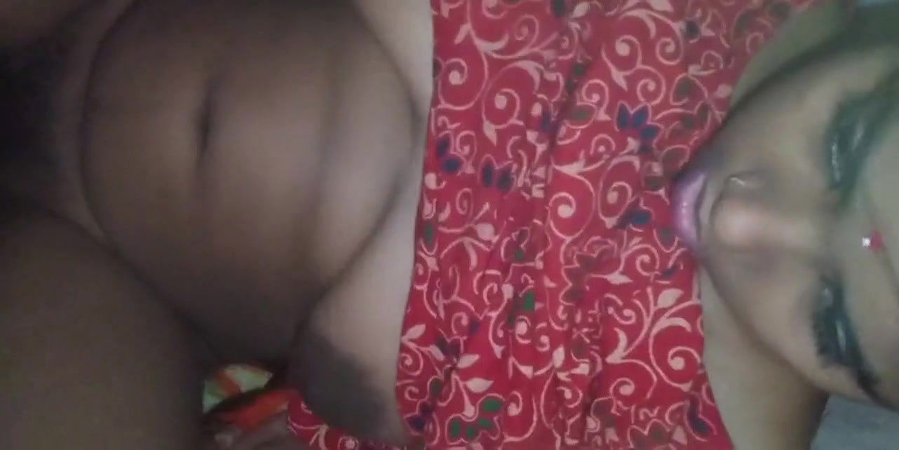 Puja ki chut ko chata