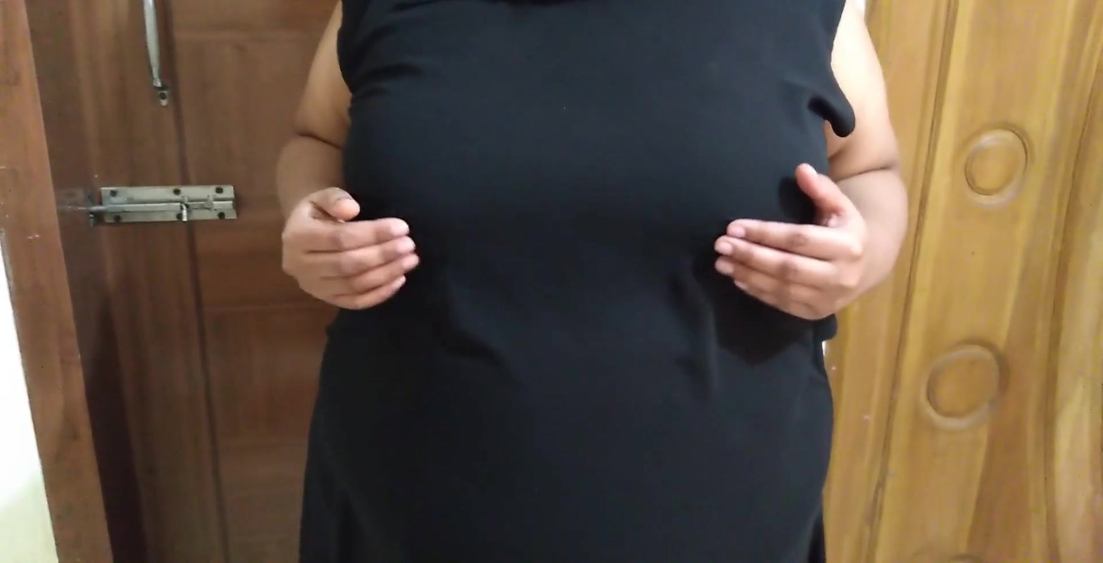 Punjabi Sexy Dirty Bhabhi Priya Chatterjee with Huge Boobs Fucked by a guy – Hindi & Urdu Audio