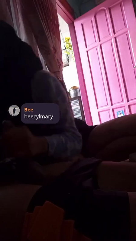 main sama ayang di ruang tamu Area Bokep