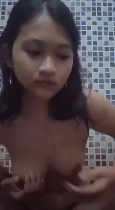 ABG SMA Anya Colmek Kesakitan Area Bokep