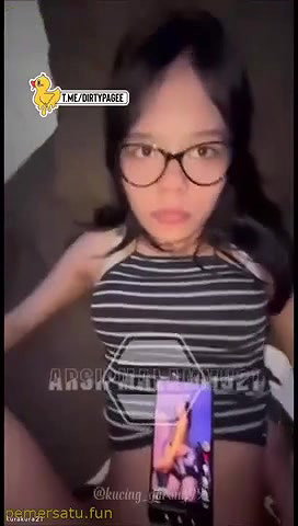 Gak tahan liat goyang seksi dera anjela langsung diewe Area Boke