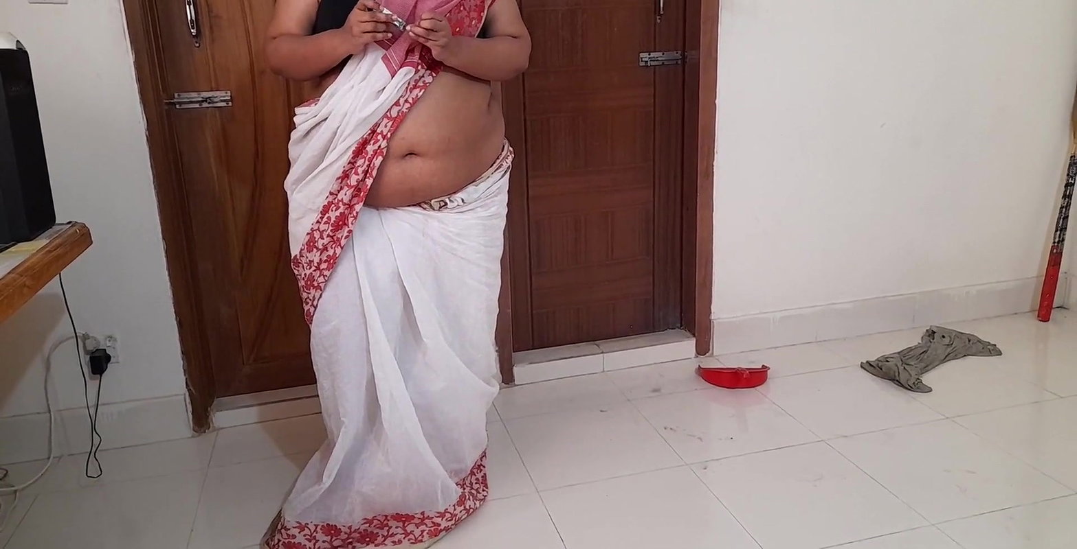 Sasur bahu ko akele khali kamre mein mast chodta hai – Hidni Sex