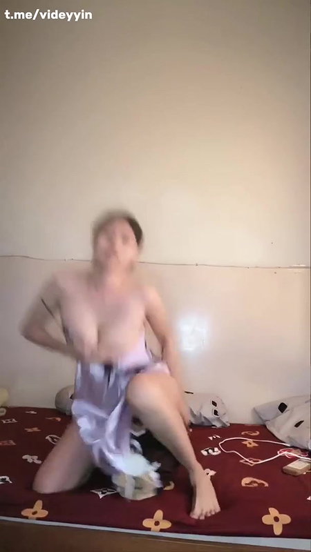 Cewek Cindo spil body mulus Penuh Gairah Area Bokep