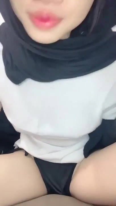 bokep abg jilbab tobrut colmek mendesah Area Bokep
