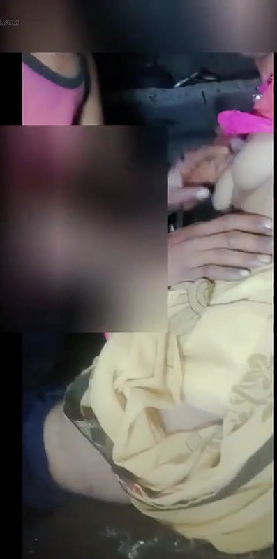 xSkinny tight sexy boobs tight super sexy bhabhi